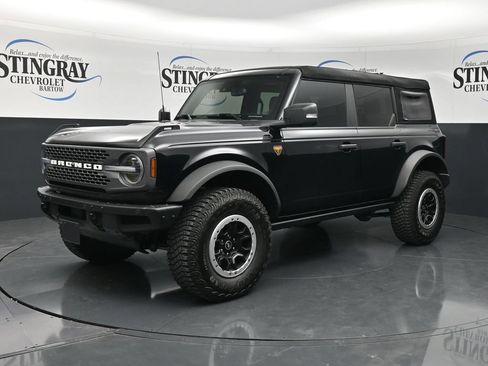 Used 2024 Ford Bronco Badlands AWD/4WD image 4