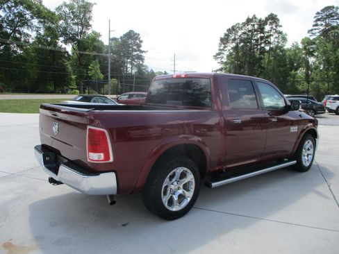 Used 2016 RAM 1500 Laramie w/ Convenience Group image 10