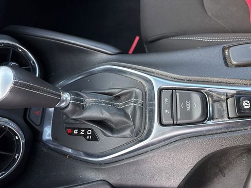 Used 2023 Chevrolet Camaro LT w/ Technology Package image 11