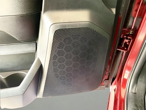 Used 2019 RAM 1500 Laramie w/ Convenience Group image 14