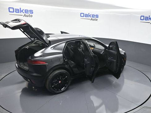 Used 2021 Jaguar E-PACE SE image 59