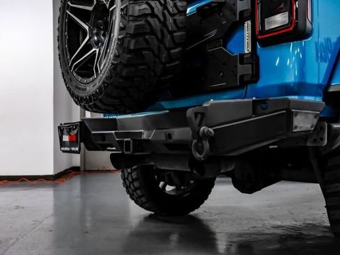 Used 2020 Jeep Wrangler Unlimited Sahara AWD/4WD image 66