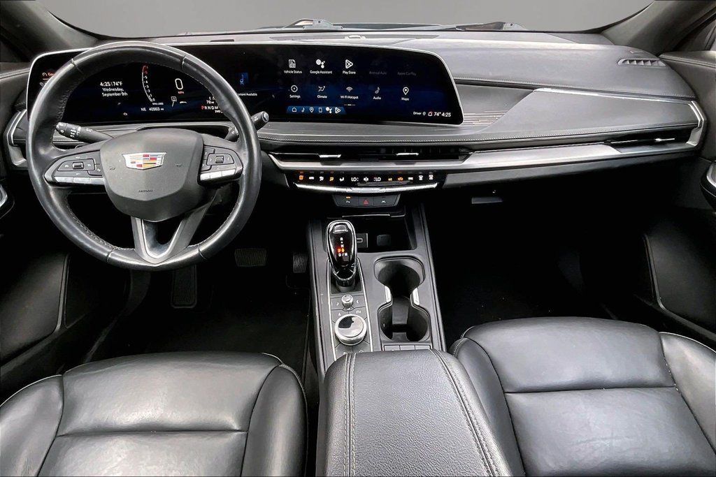 Used 2024 Cadillac XT4 Premium Luxury AWD/4WD image 7