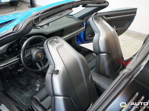 Used 2022 Porsche 911 Targa 4S image 34