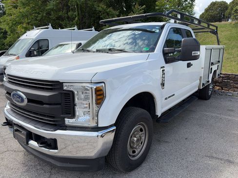 Used 2019 Ford F350 XL w/ XL Value Package AWD/4WD image 2
