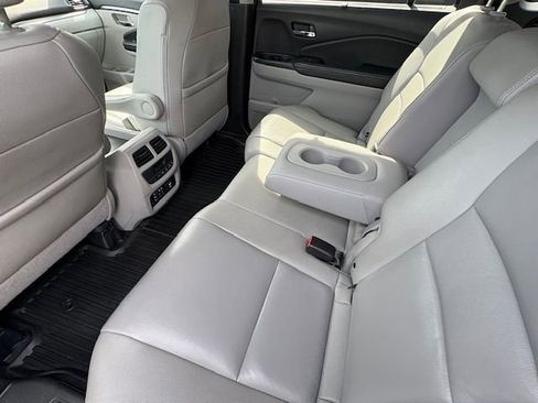 Used 2018 Honda Pilot EX-L image 16