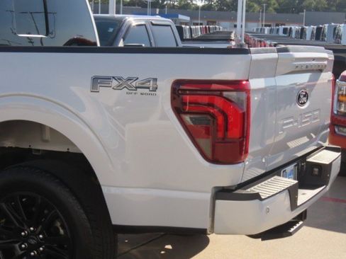 Used 2025 Ford F150 Platinum w/ Equipment Group 702A High AWD/4WD image 23