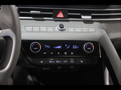 Certified 2023 Hyundai Elantra SEL w/ Convenience Package FWD image 14
