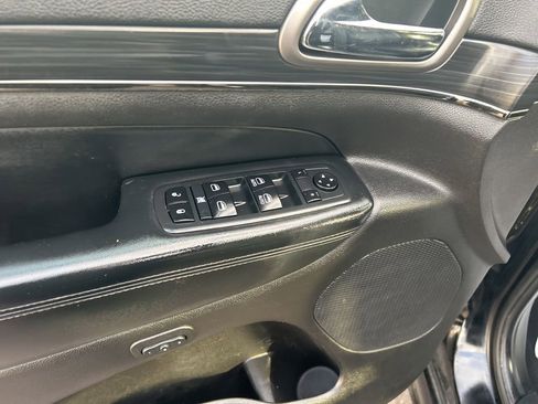 Used 2020 Jeep Grand Cherokee Limited X AWD/4WD image 22