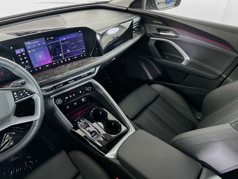 Certified 2025 Audi Q5 Premium Plus w/ Premium Plus image 21