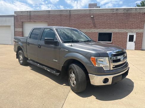 Used 2013 Ford F150 XLT AWD/4WD image 3