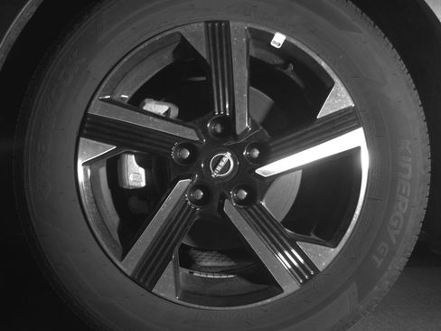 Used 2025 Nissan Sentra SV FWD image 15