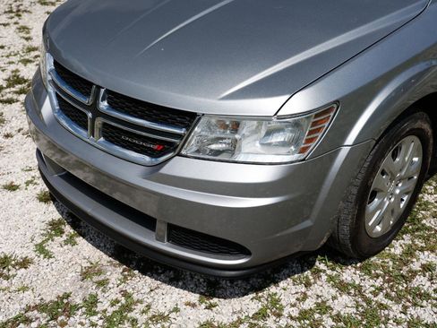 Used 2020 Dodge Journey SE FWD image 20