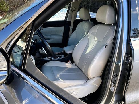 Used 2022 Kia Sorento SX image 8