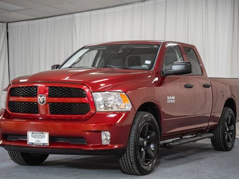 Used 2015 RAM 1500 Express image 3