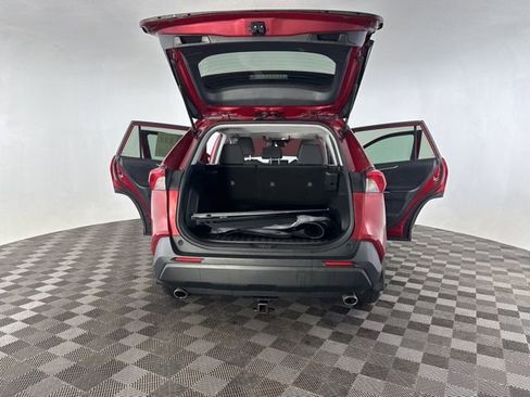 Used 2019 Toyota RAV4 XLE image 14