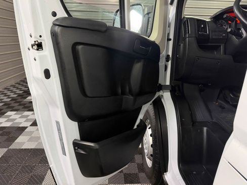 Used 2021 RAM ProMaster 2500 image 29