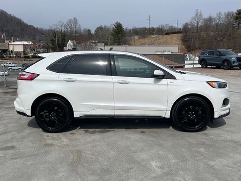 Certified 2024 Ford Edge ST-Line image 2