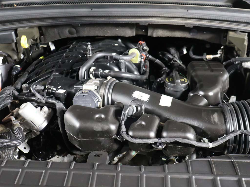 Used 2023 Jeep Grand Cherokee L Limited AWD/4WD image 19