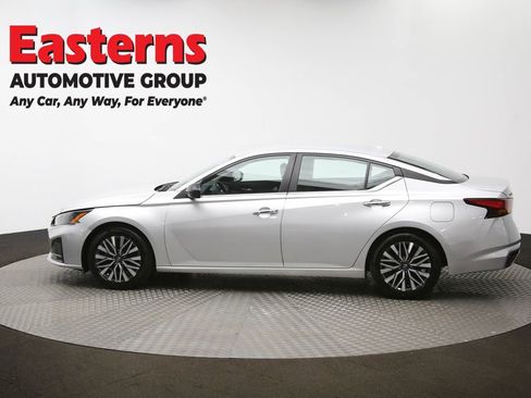 Used 2024 Nissan Altima 2.5 SV image 60
