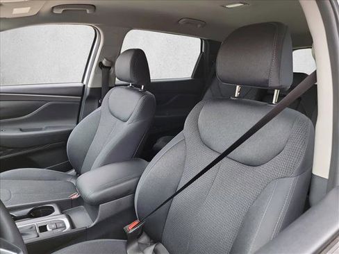 Used 2020 Hyundai Santa Fe SE FWD image 13