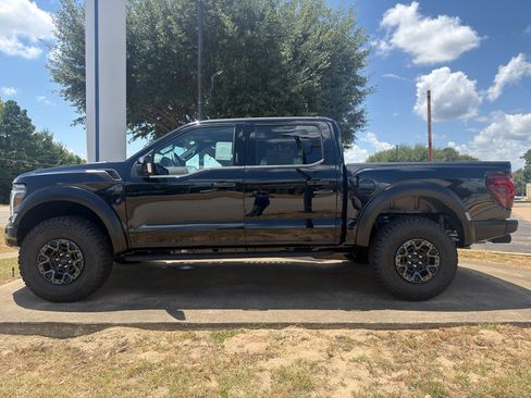 New 2026 Ford F150 Raptor w/ Equipment Group 803A Raptor R AWD/4WD image 8