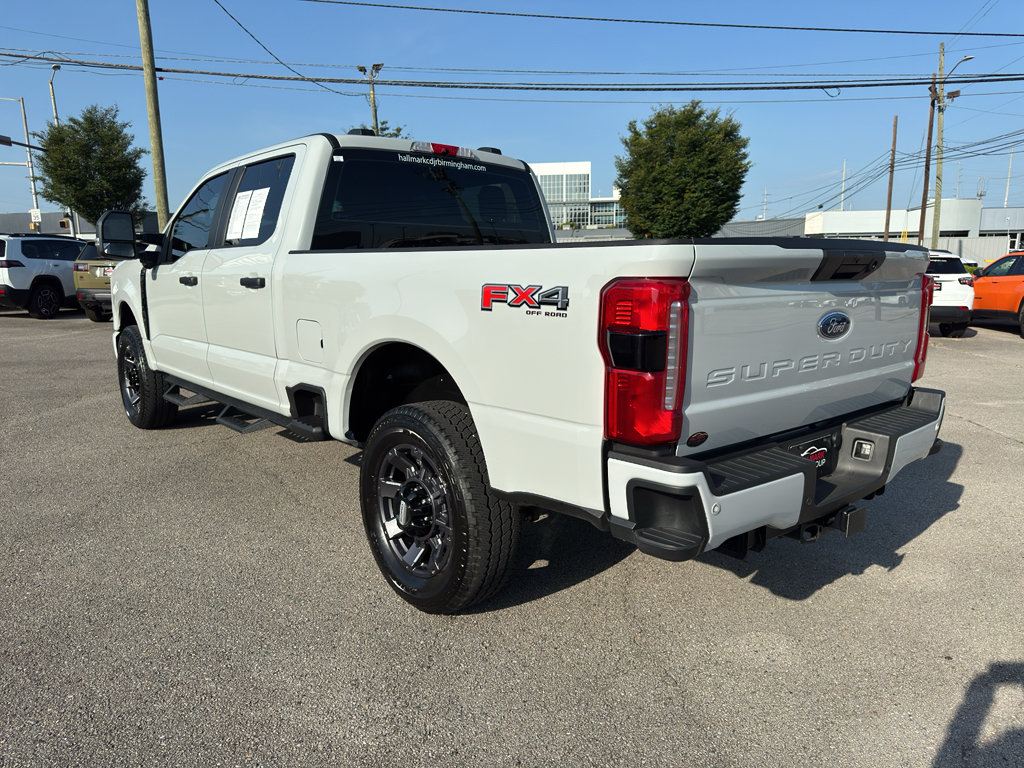 Used 2025 Ford F250 XL w/ STX Appearance Package AWD/4WD image 6