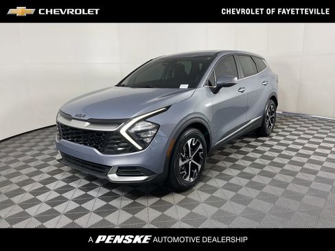 Used 2023 Kia Sportage EX FWD image 1