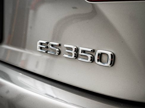 Used 2015 Lexus ES 350 image 16