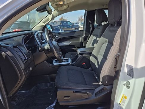 Used 2021 Chevrolet Colorado LT w/ Fleet Safety Package image 11