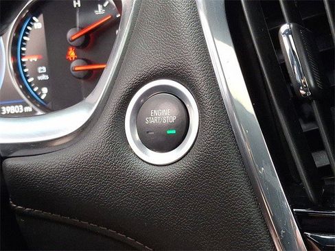 Certified 2023 Chevrolet Traverse High Country image 5