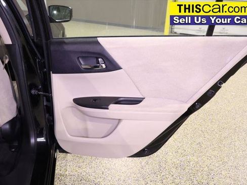 Used 2013 Honda Accord LX image 28