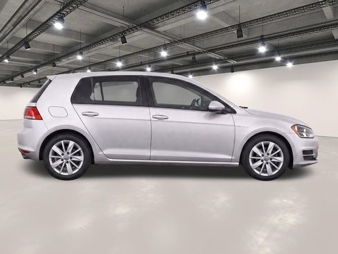Used 2016 Volkswagen Golf S FWD image 8