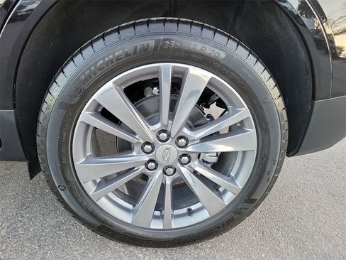 Used 2025 Cadillac XT5 Premium Luxury w/ Technology Package image 11