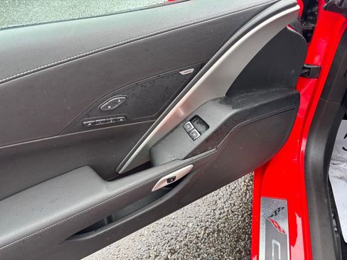 Used 2017 Chevrolet Corvette Stingray Coupe w/ Z51 3LT image 12