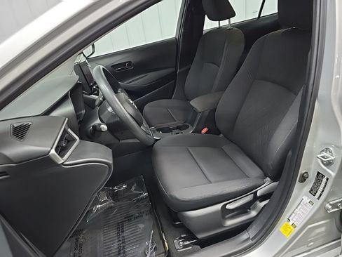 Used 2023 Toyota Corolla LE FWD image 29
