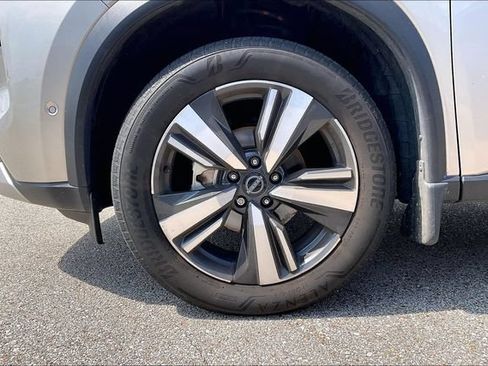 Used 2023 Nissan Rogue Platinum w/ Platinum Premium Package FWD image 5