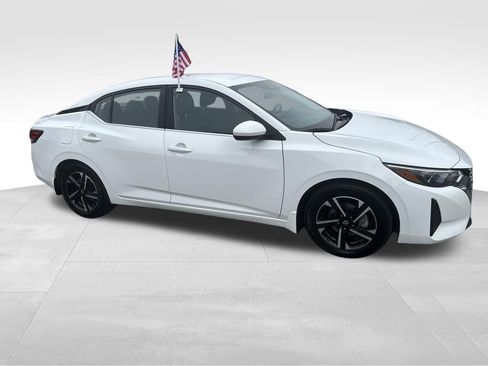 Used 2024 Nissan Sentra SV image 28