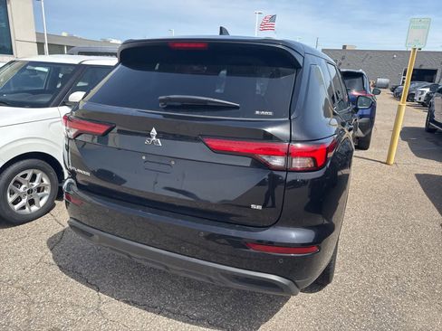 Used 2024 Mitsubishi Outlander SE AWD/4WD image 10