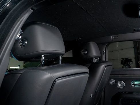 Used 2022 Rolls-Royce Ghost Black Badge image 21