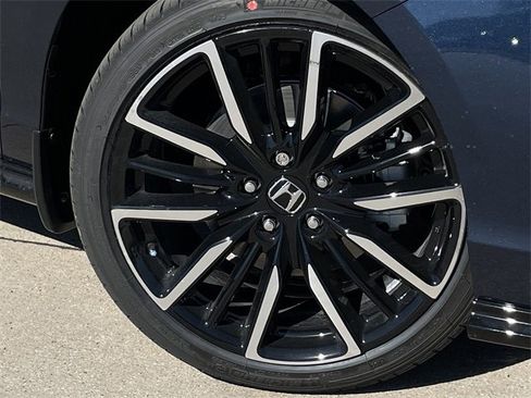 New 2026 Honda Accord Touring image 8