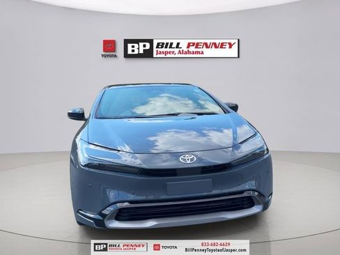 New 2026 Toyota Prius XLE FWD image 8