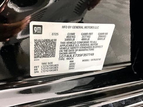 Used 2025 GMC Sierra 2500 Pro w/ 1SA Pro Safety Plus Package AWD/4WD image 32