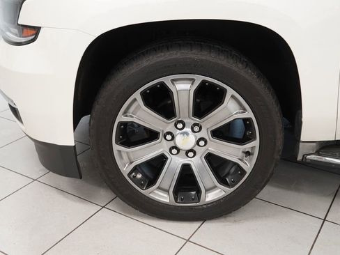 Used 2015 Chevrolet Tahoe LTZ AWD/4WD image 18