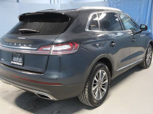 Used 2023 Lincoln Nautilus AWD w/ Premium Package image 32