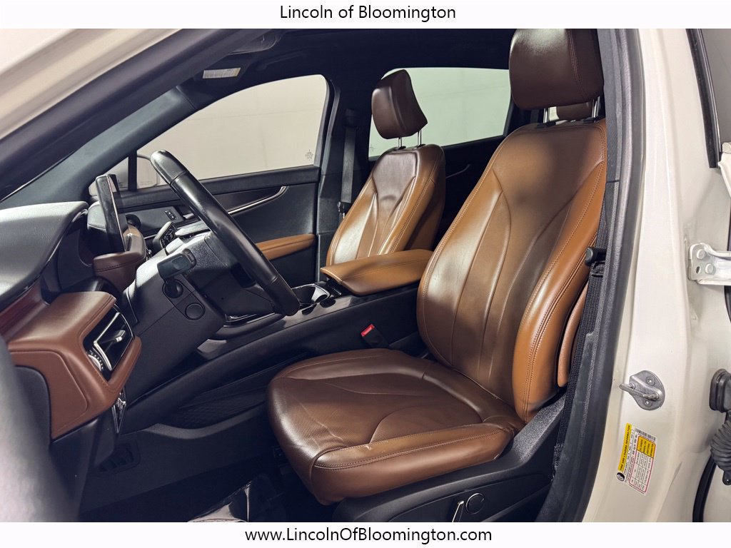Used 2023 Lincoln Nautilus Reserve w/ Luxury Package AWD/4WD image 17
