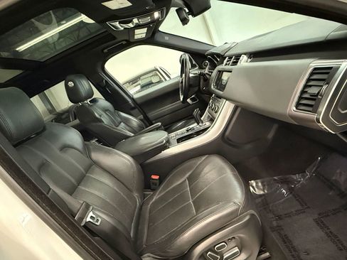 Used 2015 Land Rover Range Rover Sport HSE image 24
