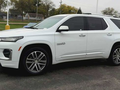 Certified 2022 Chevrolet Traverse High Country image 6