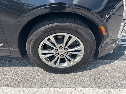 Used 2020 Cadillac XT5 Premium Luxury AWD/4WD image 12