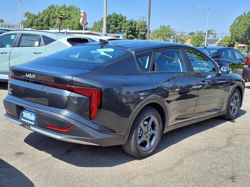 Used 2025 Kia K4 FWD image 4